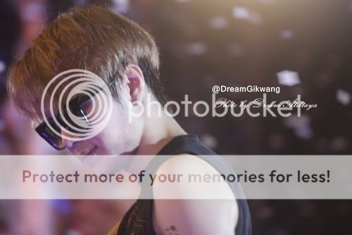 [PICS] [04.10.12] Junhyung @  Mnet Thailand Tumblr_mbemkmdvtO1qzjehuo1_500