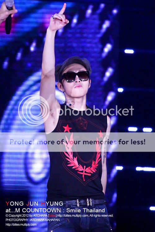 [PICS] [04.10.12] Junhyung @  Mnet Thailand Tumblr_mbg69rr8aX1qzjehuo2_500