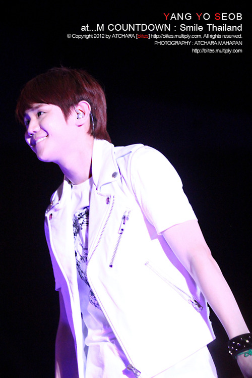 [PICS] [04.10.12] Yoseob @ Mnet Thailand Tumblr_mbgkwl4hRE1qzjehuo2_500