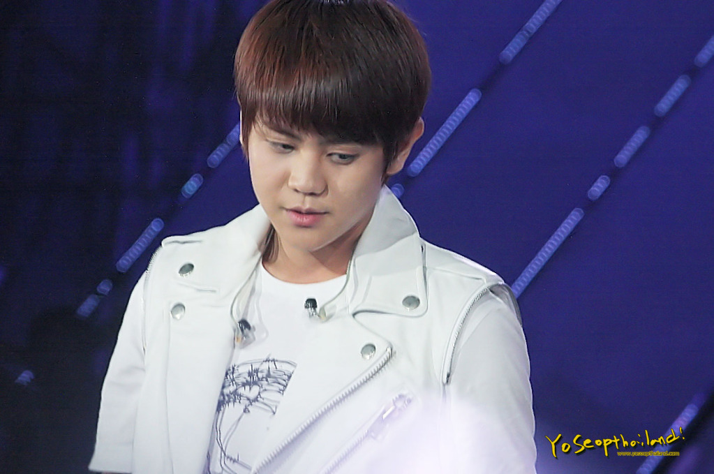 [PICS] [04.10.12] Yoseob @ Mnet Thailand Tumblr_mbgm4ruzDd1r8h1ifo1_1280