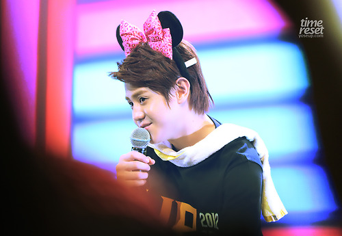 [TỔNG HỢP] [PICS] Yoseob @ ZEPP TOUR Tumblr_mc38s5hmgK1ry97tjo1_500