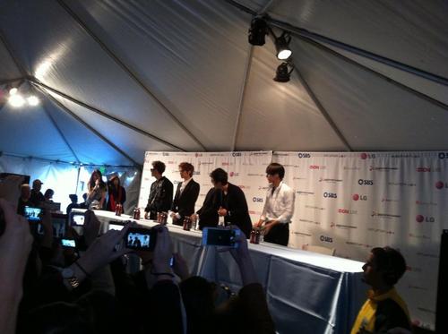 [PICS] [10.11.12] BEAST @ SBS Kpop Super Concert Fanmeeting Tumblr_mdar6uN81J1r1wszao1_500