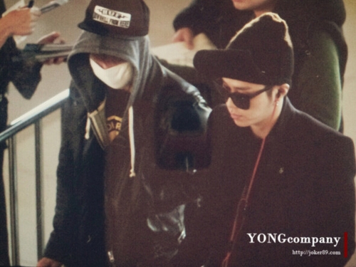 [PICS] [24.11.12] Junhyung @ Gimpo airport going to Japan Tumblr_mdyrq9Ydva1rlfyjdo1_500