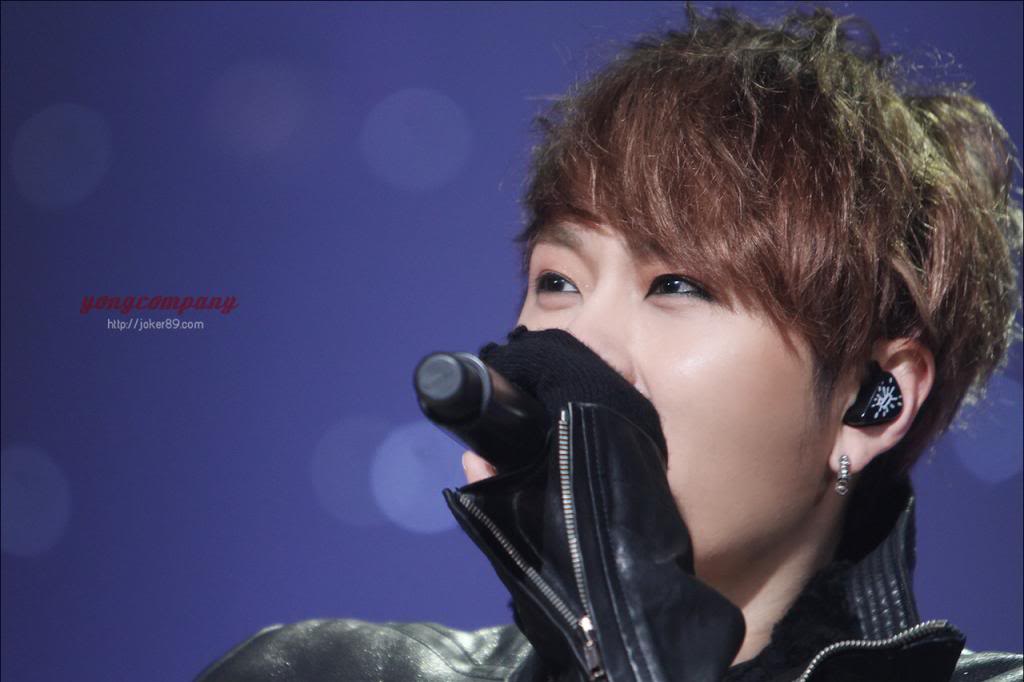 [PICS] [04.12.12] Junhyung @ At Sketchbook Yoo Heeyeol  Tumblr_mejo4kzlPy1r8h1ifo1_1280