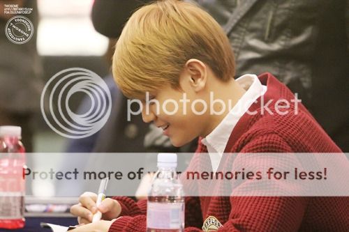 [PICS][06.12.12] Yoseob @ Shindorim Fan Signing Tumblr_mem97vOowE1rq0dcro1_500