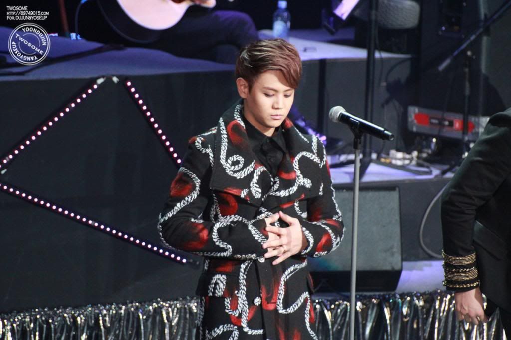 [PICS][28.12.12] Yoseob @ KBS Gayo Daejun Tumblr_mfwawxpafM1r8h1ifo1_1280_zps457326cc