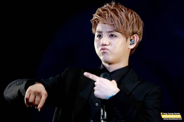 [PICS] [05.01.13] Yoseob @ AIA Kpop Concert Tumblr_mg7i2betvp1ry97tjo2_1280_zpsf7862fe5