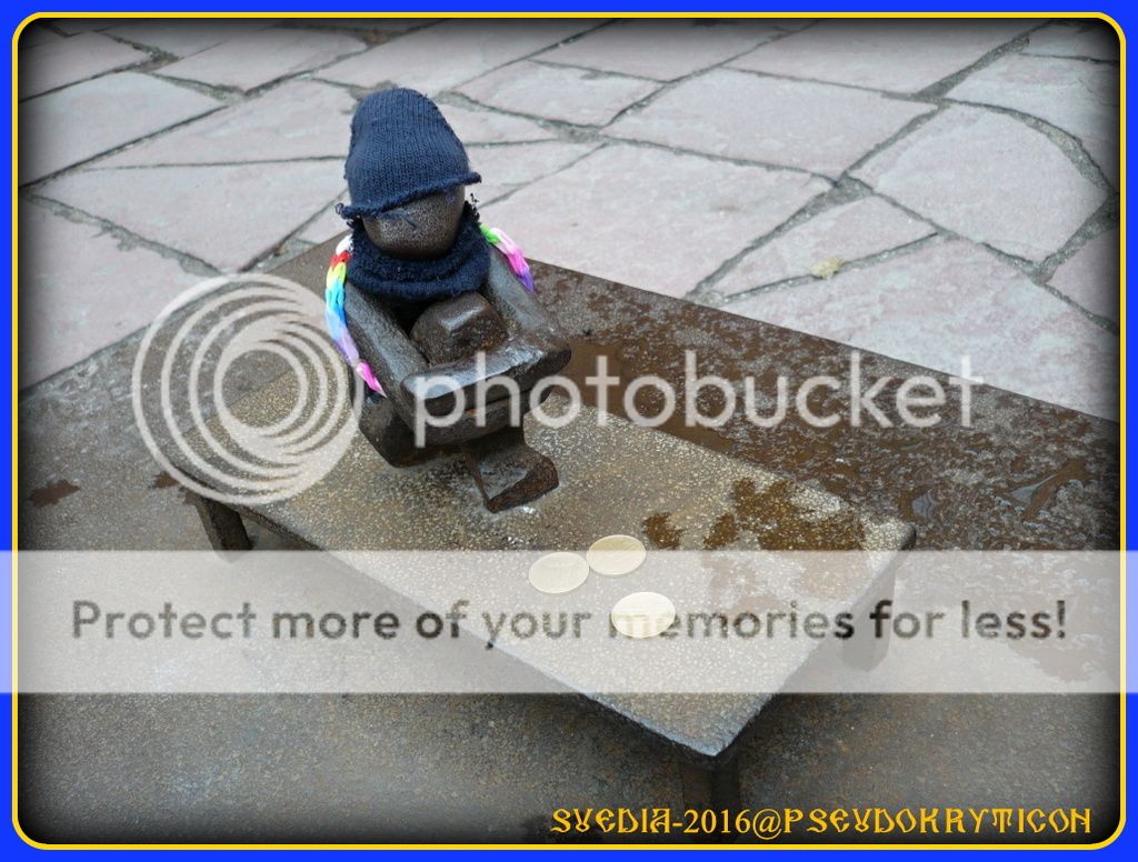 SUEDIA - Stockholm - Pagina 2 2016042711-Statuia%20Lucky%20Boy%20-008_zpsc3efmxs9