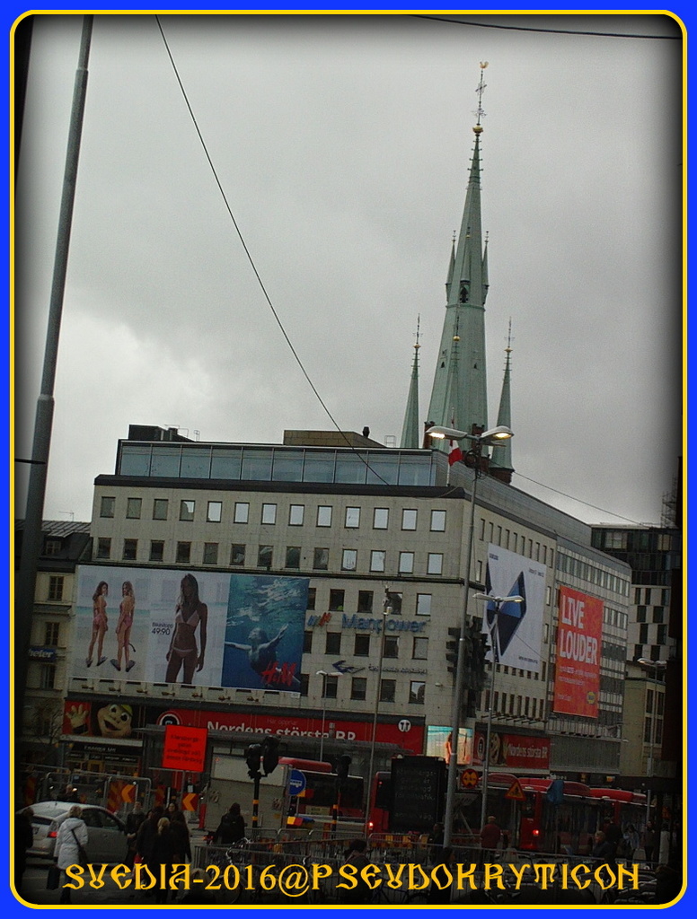 SUEDIA - Stockholm - Pagina 2 2016042718-Hop%20On%20Hop%20Off%20-012_zpsmpcnpsuo