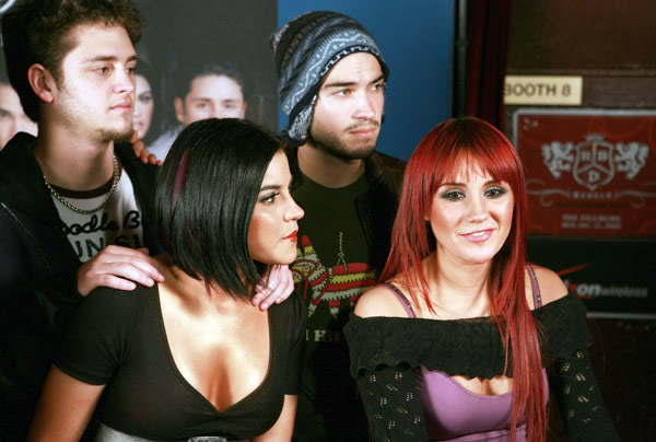 RBD[Fotos] 11824469mau_rica1212200624438PM