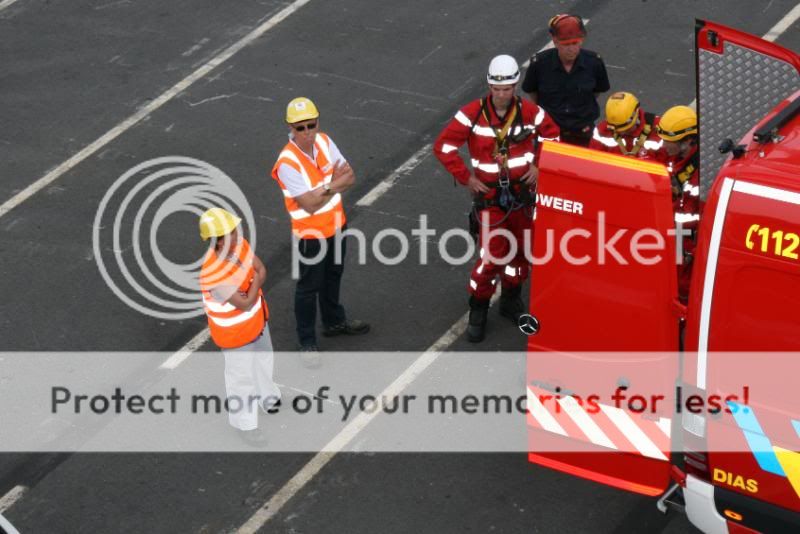 Oefening 1 Kaai 1700 SIWHA en RED-TEAM Brandweer Antwerpen + Veel foto's IMG_5693