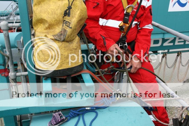 Oefening ambulancedienst Antwerpen-haven en RED-TEAM brandweer Noordzeeterminal Kaai 913 + Veel foto's IMG_6112