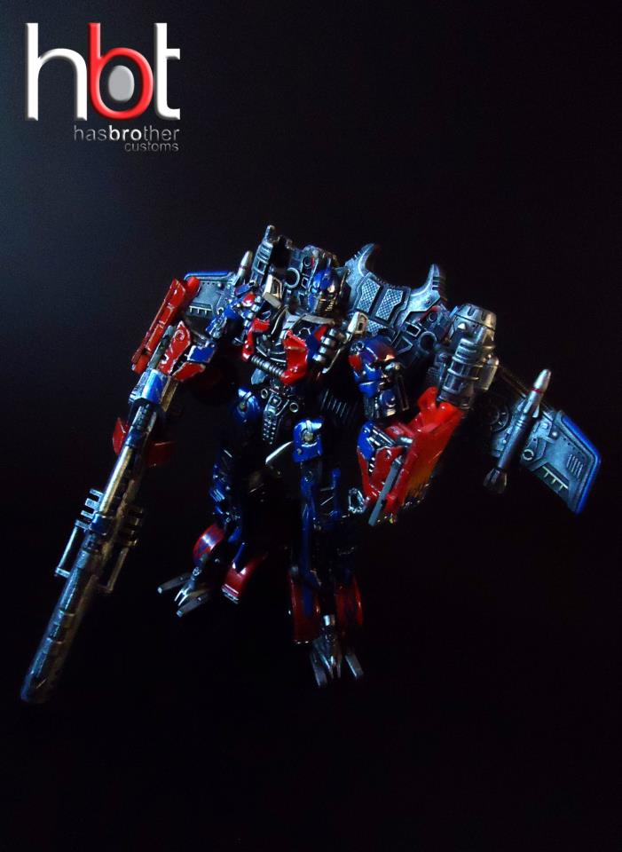 Optimus Prime Jetwing DOTM Voyager Class by Hasbrother 482863_466758403377808_1248367235_n_zps6546fa2c