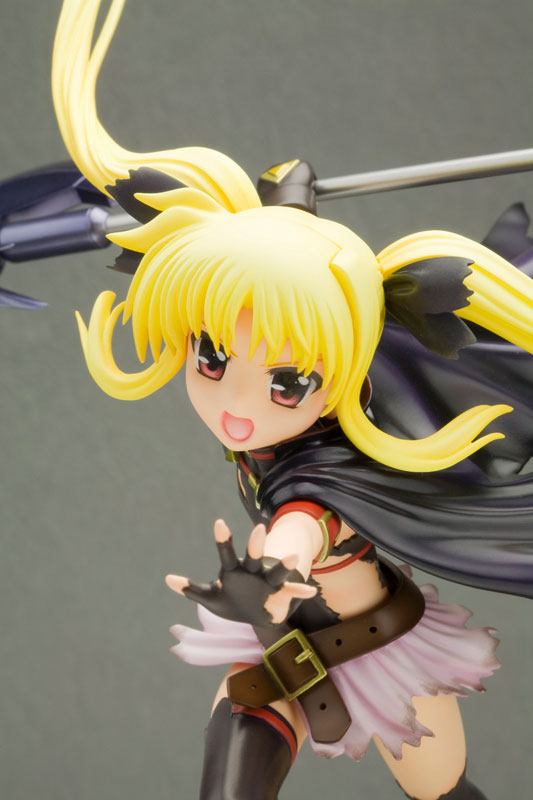 Fate Testarossa -Mahou Shoujo Lyrical Nanoha The Movie 1st- (Kotobukiya) Testarossa4