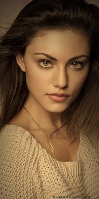 Phoebe Tonkin 002_zps9e2451ad