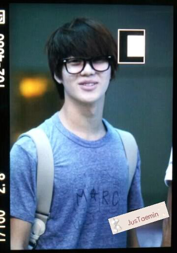 [17.09.12][pics]Taemin tại sân bay ngày 17/9 Ibdng