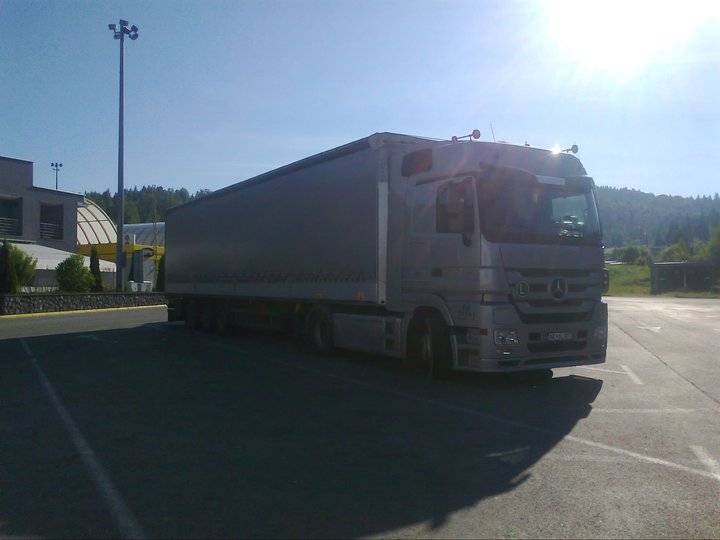 Actros Mp3 - Page 3 246663_2103894479636_4649668_n-1