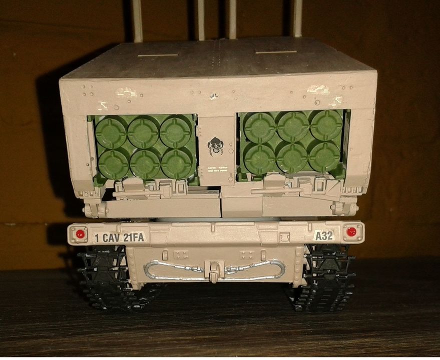 MT: M 270 MLRS USA - Dragón 1:35  20150817_210333_zpsiy1pbxtc