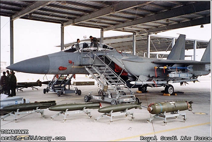 القوات الجوية الملكية السعودية F15 _ Royal Saudi Air Force F-15S_Weapons3