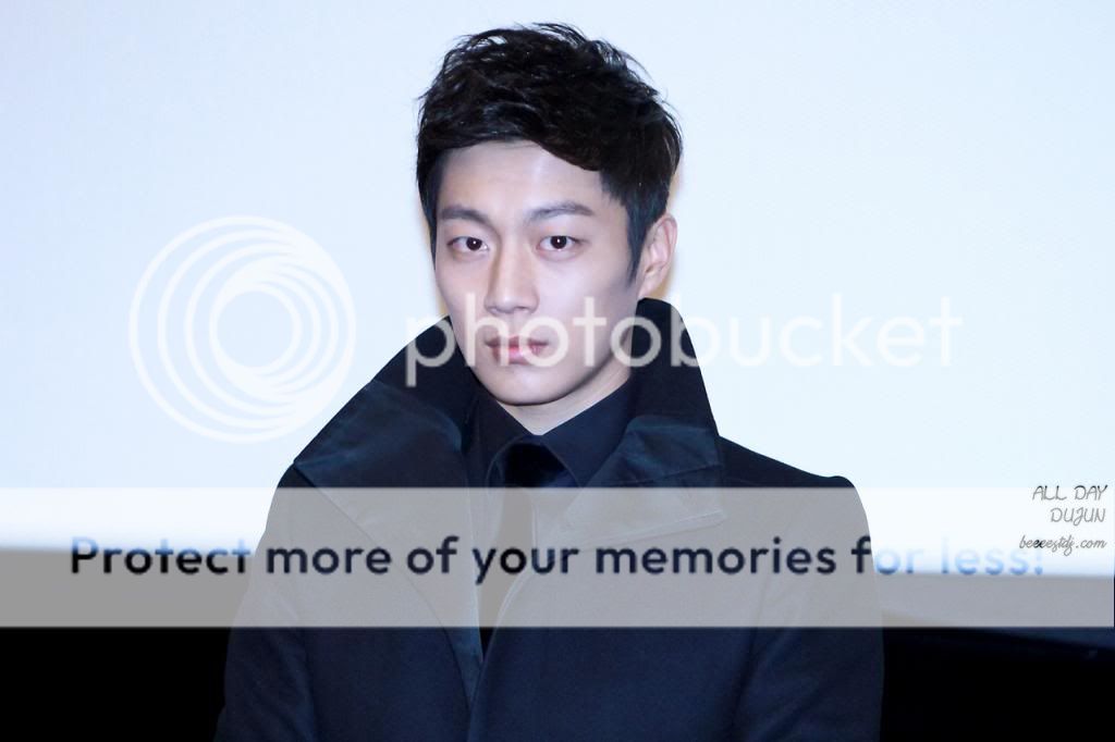 [PICS][19.12.12] Doojoon @ Stage greeting ‘Return of the family’ Tumblr_mfm423c1YV1qhteglo2_1280_zpsd7482389