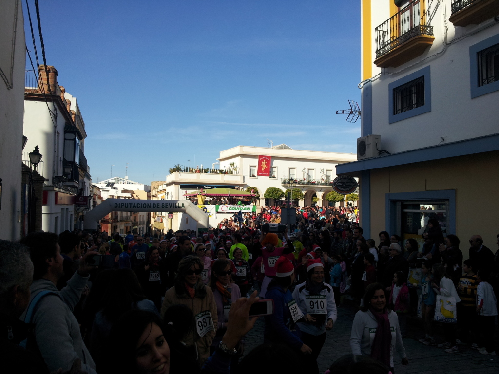 Más de 5.300 kilos de alimentos en la II San Silvestre - Marchena 20121230_125115_zpse79aab65