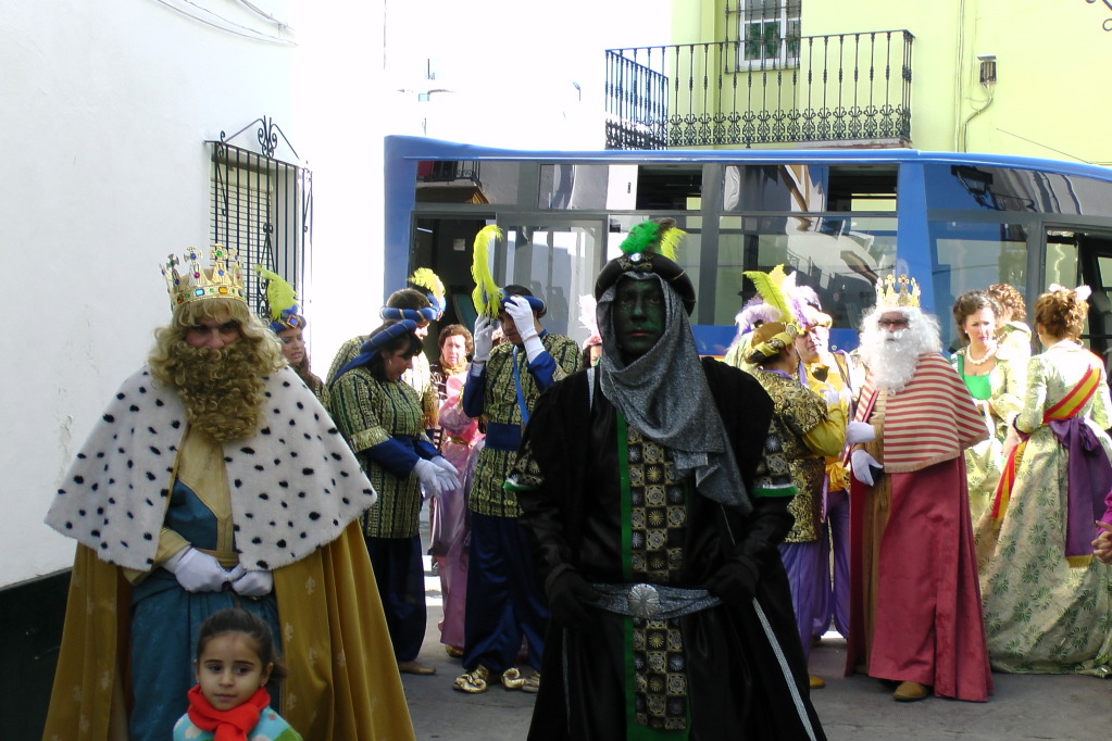 Cabalgata de los Reyes Magos de Arahal 2013 S1230057_zps3bb58828