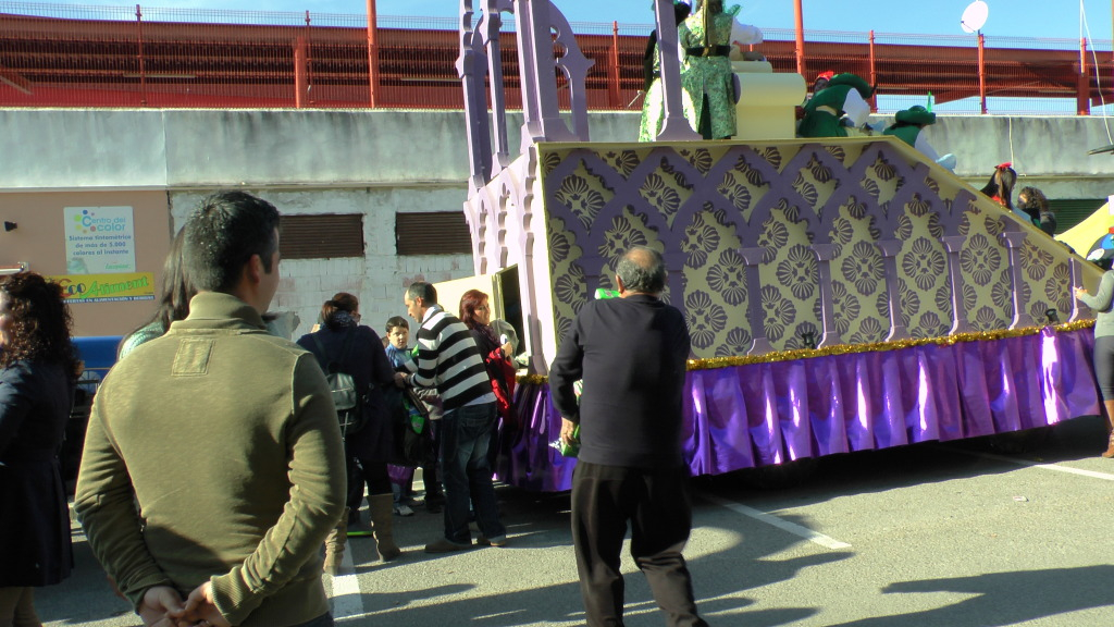 Cabalgata de Reyes Magos en los Barrios de Arahal 2013 S1230200_zpsa1857b39