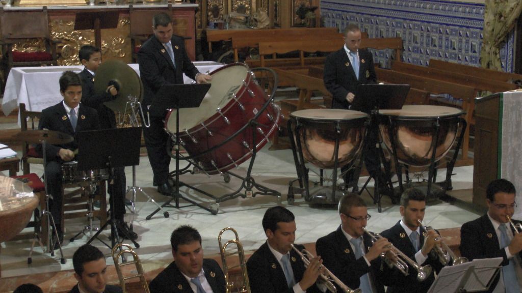 Banda Municipal de Musica de Arahal - Concierto Santa Cecilia 2012 S1150051_zps4c96a479