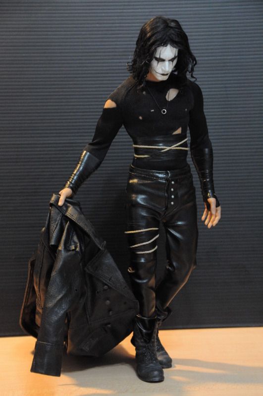 THE CROW  1:6 - by arrovve Thecrowcustom31