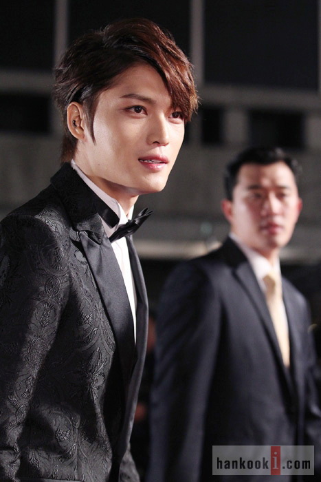 [30.11.12][Pics] Jaejoong - At 33rd Blue Dragon Film Awards 12013341601121