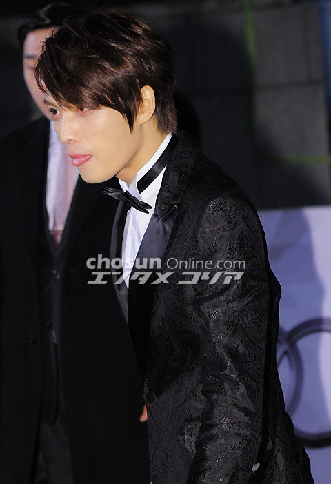 [30.11.12][Pics] Jaejoong - At 33rd Blue Dragon Film Awards 20121130028064