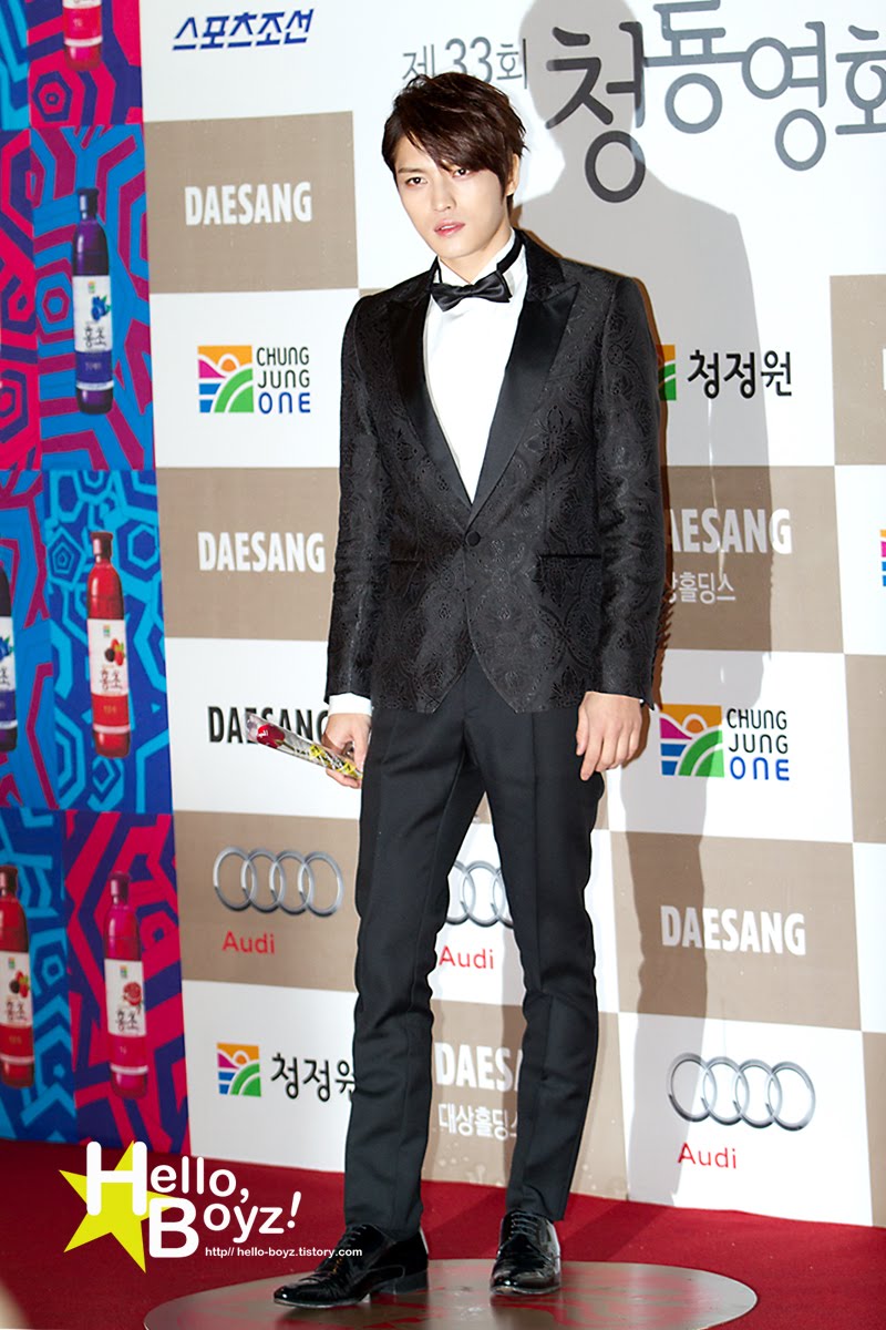 [30.11.12][Pics] Jaejoong - At 33rd Blue Dragon Film Awards __009