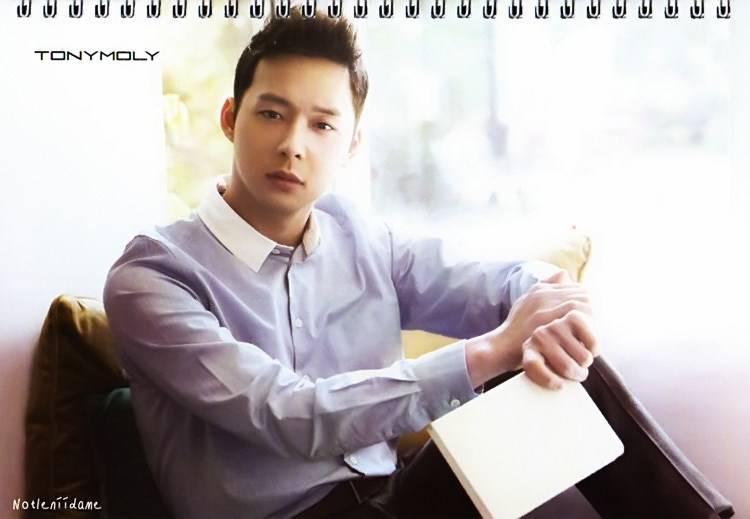 [01.12.12][Pics] Yoochun - TonyMoly 2013 Calendar Yc11