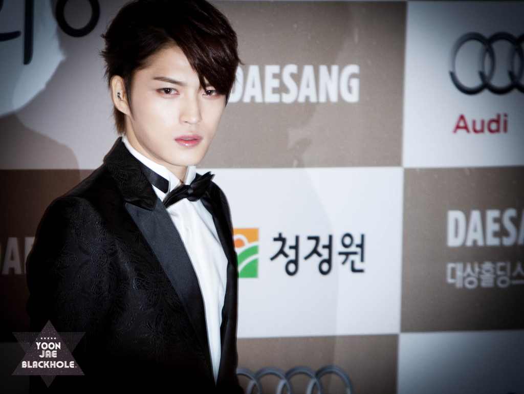 [30.11.12][Pics] Jaejoong - At 33rd Blue Dragon Film Awards Yjb2