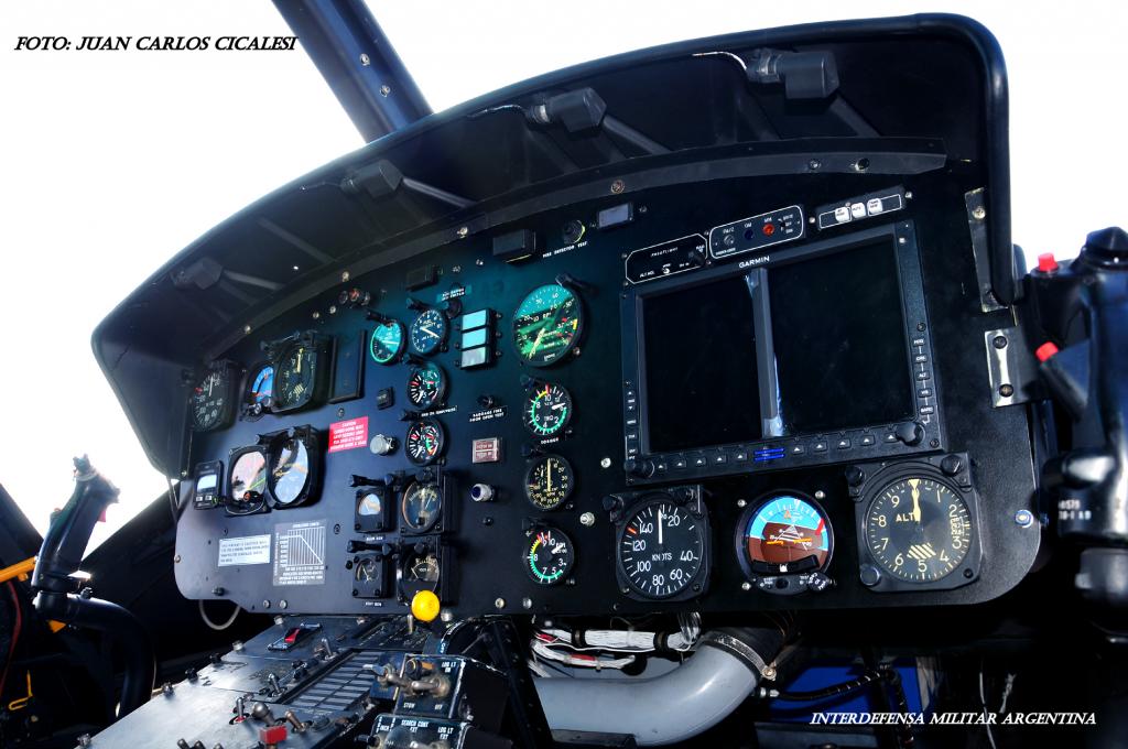 Nocturnización de helicópteros del Ejército Argentino PhotoJuanCarlosCicalesi3JPGport