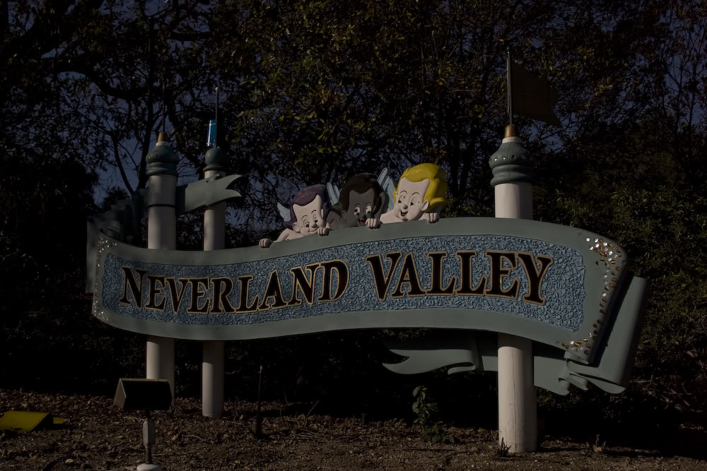 Neverland Set Of Pictures 06-21