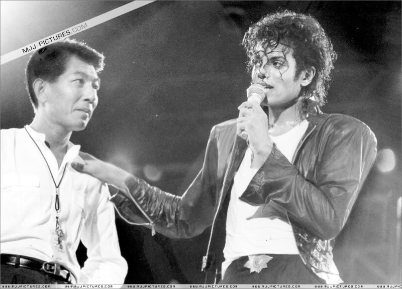 tour - Bad World Tour Onstage- Various - Page 3 1612