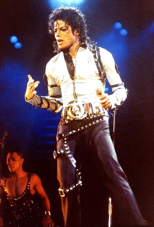 tour - Bad World Tour Onstage- Various - Page 2 295