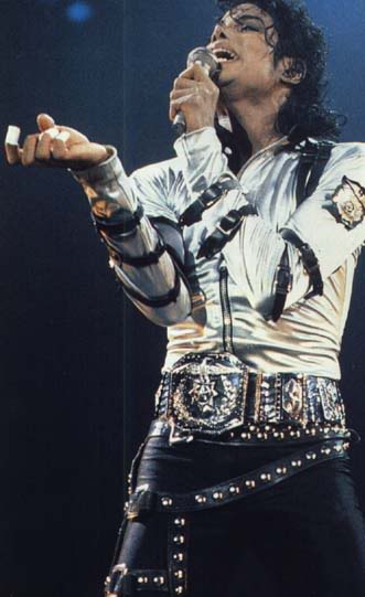 tour - Bad World Tour Onstage- Various - Page 2 353