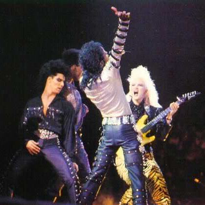 tour - Bad World Tour Onstage- Various - Page 2 368