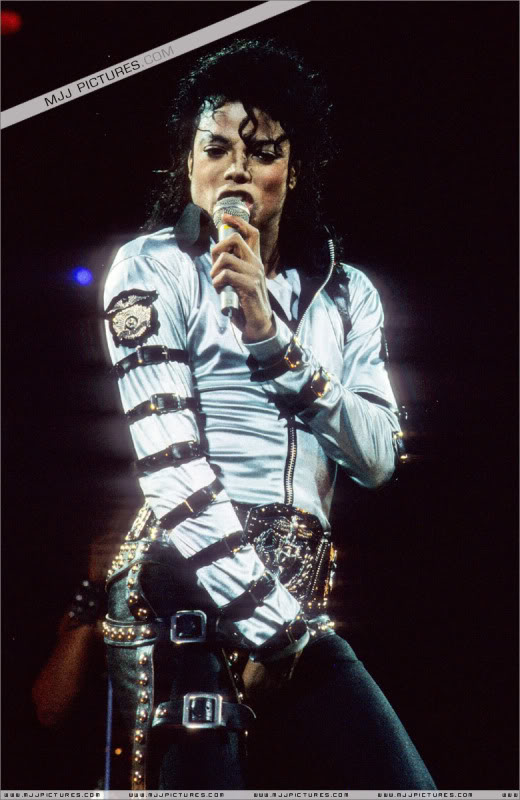 tour - Bad World Tour Onstage- Various - Page 2 487