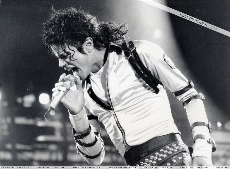 tour - Bad World Tour Onstage- Various - Page 3 491