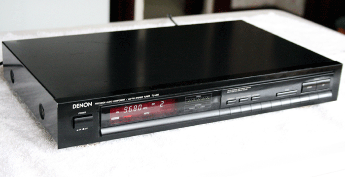 FS: Denon TU-460 AM/FM Stereo Tuner SGD $150.00 Denon_TU-460_lf_700x359_pixels_zps08cbaa7f