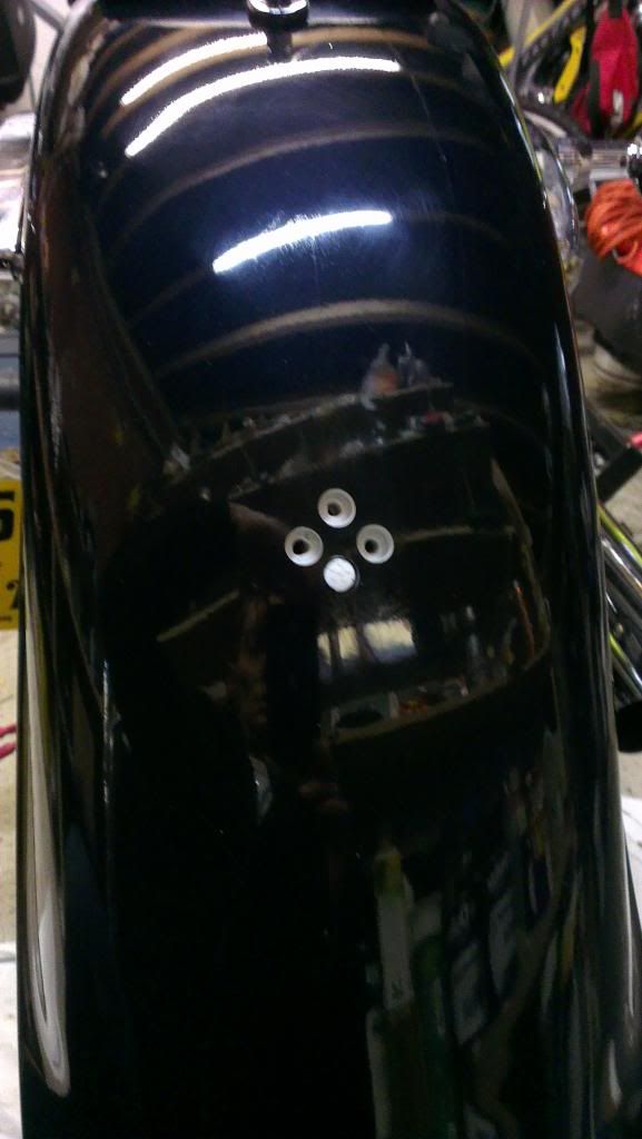 Clean Rear Fender .......... 2009 Suzuki C800 - Page 2 IMAG0804_zps9fb48b1a