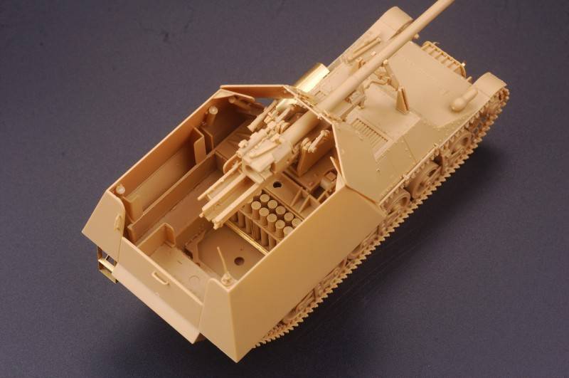 Nouveautés PANDA HOBBY. - Page 2 PANDA%20Ref%20PH35006%2075cm%20Pak.40_1%20auf%20Gw.Lr.s.f%20Sd.kfz.135%20Marder%201%20A06_zpsh3so0xvg