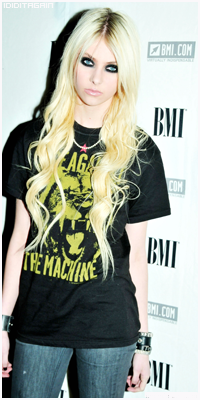 Taylor Momsen Bianc