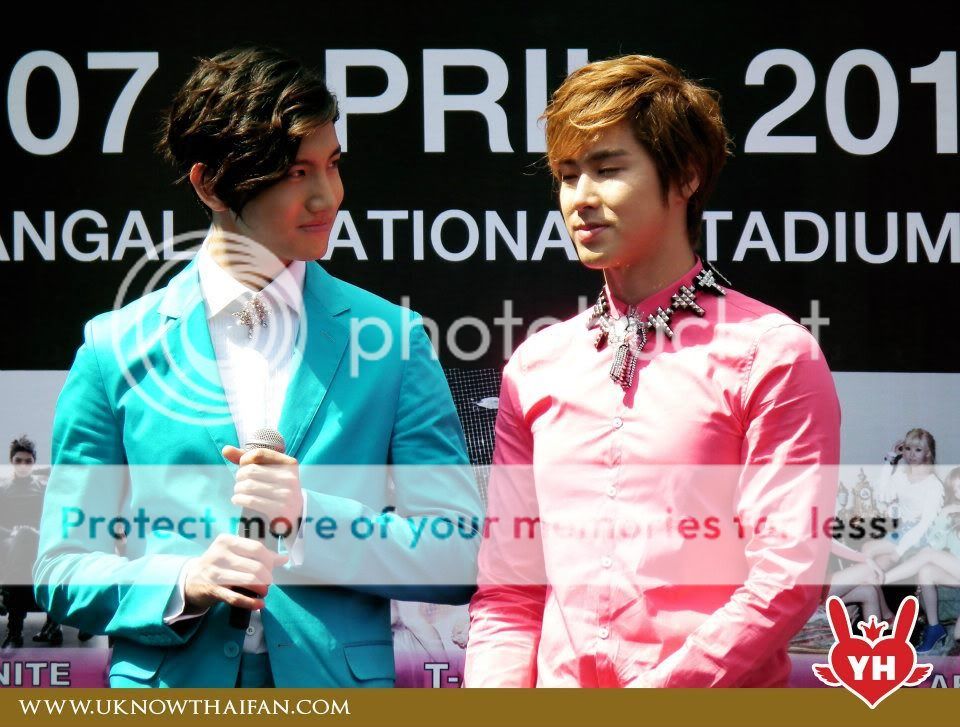 FOTOS "MBC Korean Music Wave" en Bangkok - Conferencia de Prensa (06/04/2012) parte 4 162