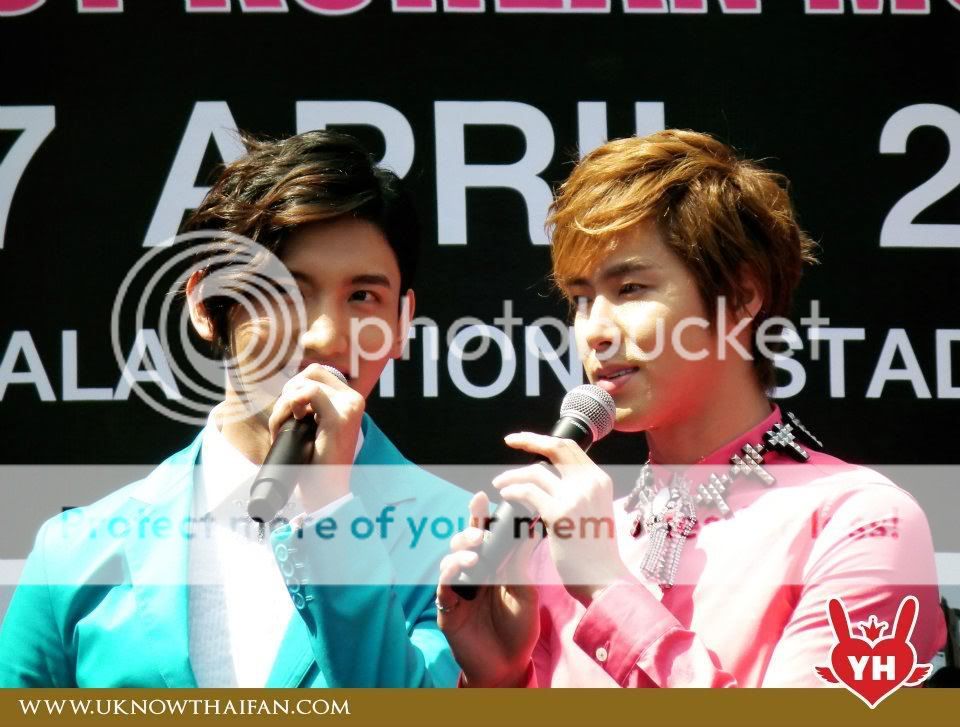 FOTOS "MBC Korean Music Wave" en Bangkok - Conferencia de Prensa (06/04/2012) parte 4 172