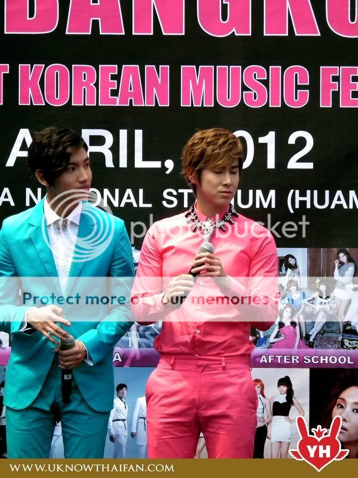 FOTOS "MBC Korean Music Wave" en Bangkok - Conferencia de Prensa (06/04/2012) parte 4 202