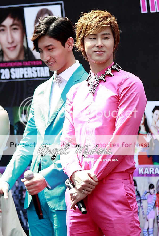 FOTOS "MBC Korean Music Wave" en Bangkok - Conferencia de Prensa (06/04/2012) parte 4 26-1